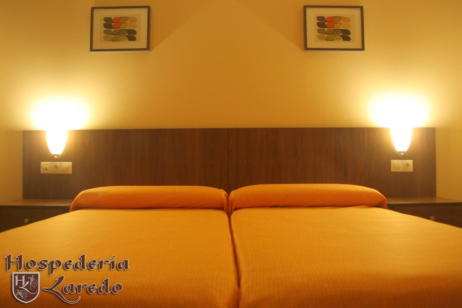 Hospederia Laredo Hotel La Carlota Buitenkant foto