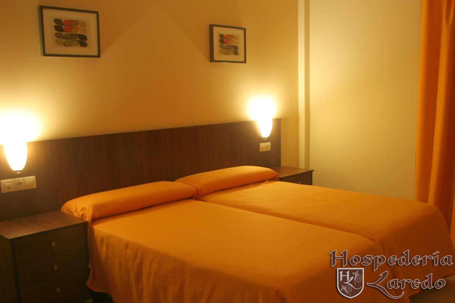 Hospederia Laredo Hotel La Carlota Buitenkant foto