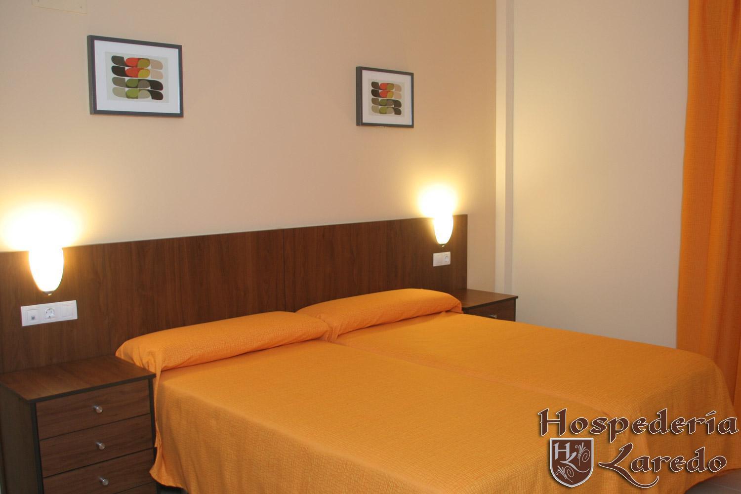 Hospederia Laredo Hotel La Carlota Buitenkant foto