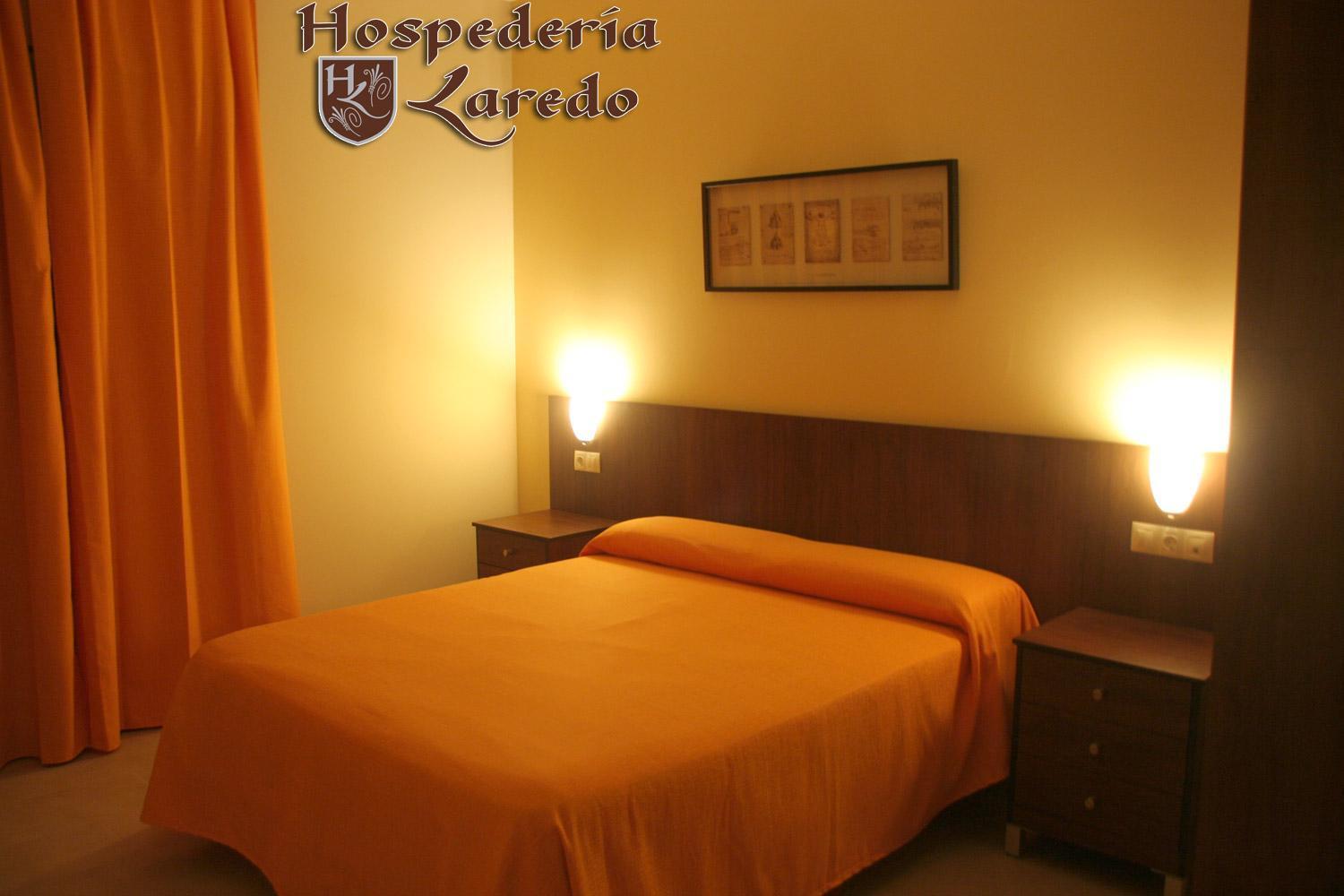 Hospederia Laredo Hotel La Carlota Buitenkant foto