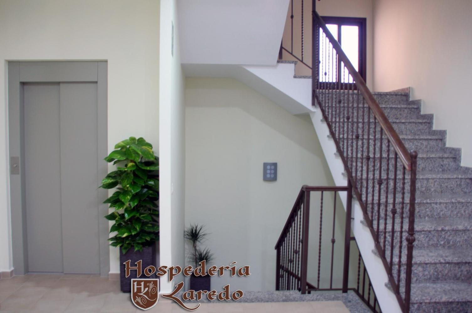 Hospederia Laredo Hotel La Carlota Buitenkant foto