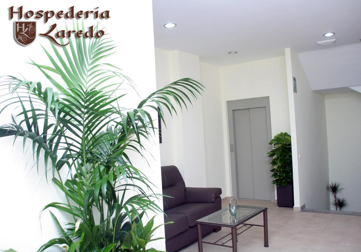 Hospederia Laredo Hotel La Carlota Buitenkant foto